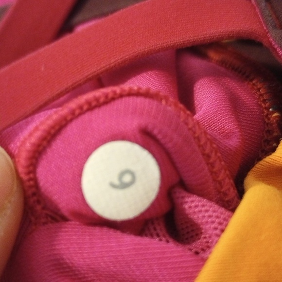 Lululemon Womens Energy Sports Bra Sz 6 Color Block CrissCross Workout Athletic - Picture 5 of 8